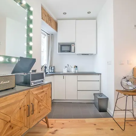 Apartment Downtown Comfy Lisbon